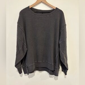 American Eagle Big Hug Charcoal Waffle Knit Sweater in Size L